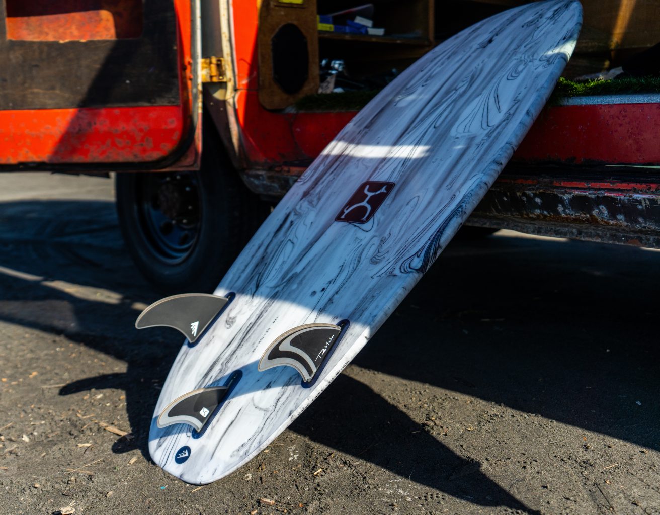 Machadocado con el juego de quillas 2+1 de rob machado