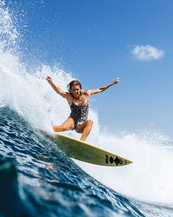 Stephanie Gilmmore surfing Rip Curl The Search surf video