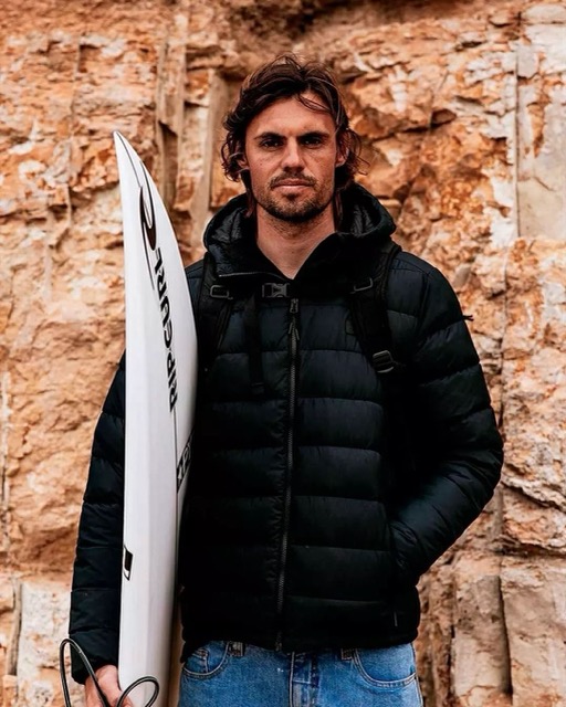 La imagen tiene un atributo ALT vacío; su nombre de archivo es Elite-puff-black-1-en-tamano-mediano.jpeg