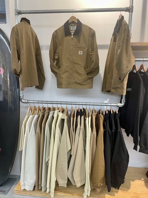 Chaqueta Carhartt Detroit Jacket en la tienda de Santiago de Compostela 