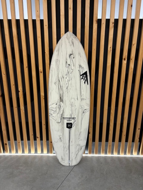 Tabla de suer de Rob Machado Machadocado en Core Surfing Shop, la tienda de surf de Galicia