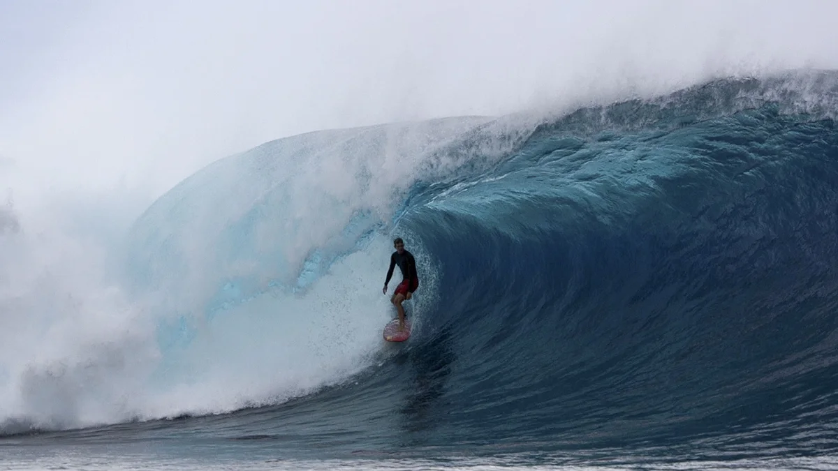 John John Florence cloudbreak fiji